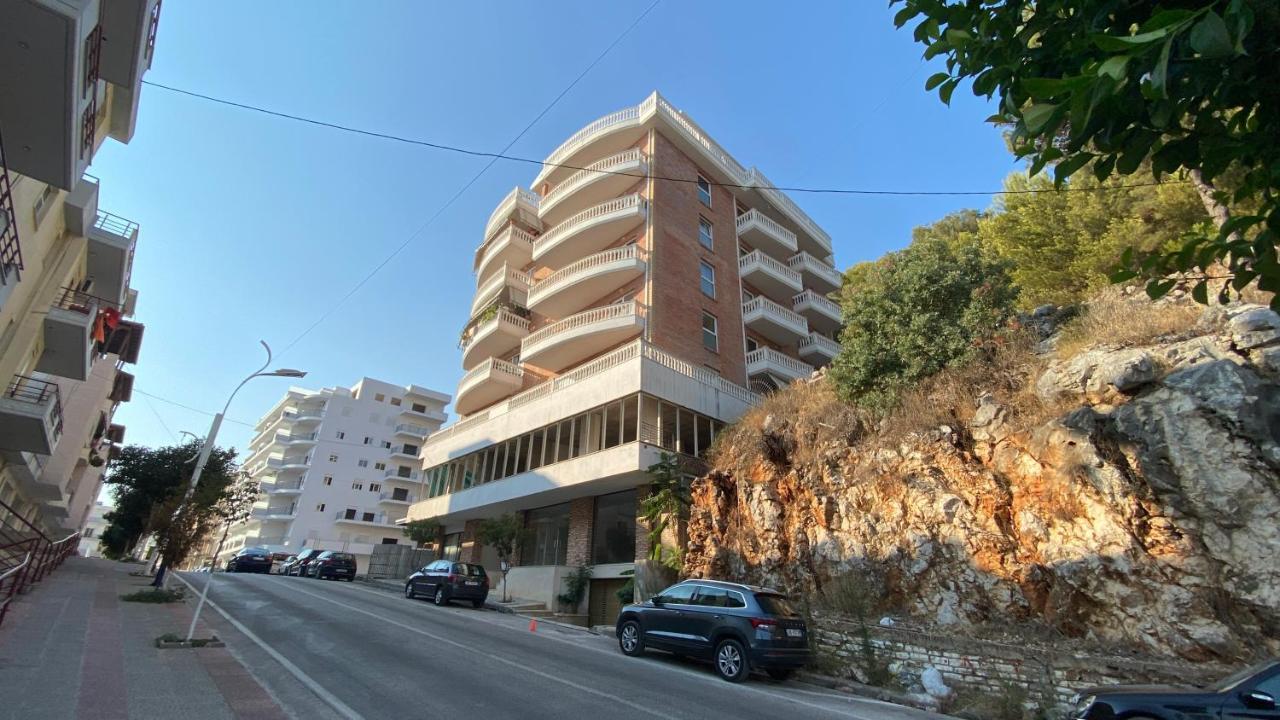 Ami Apartments Sarandë Eksteriør billede